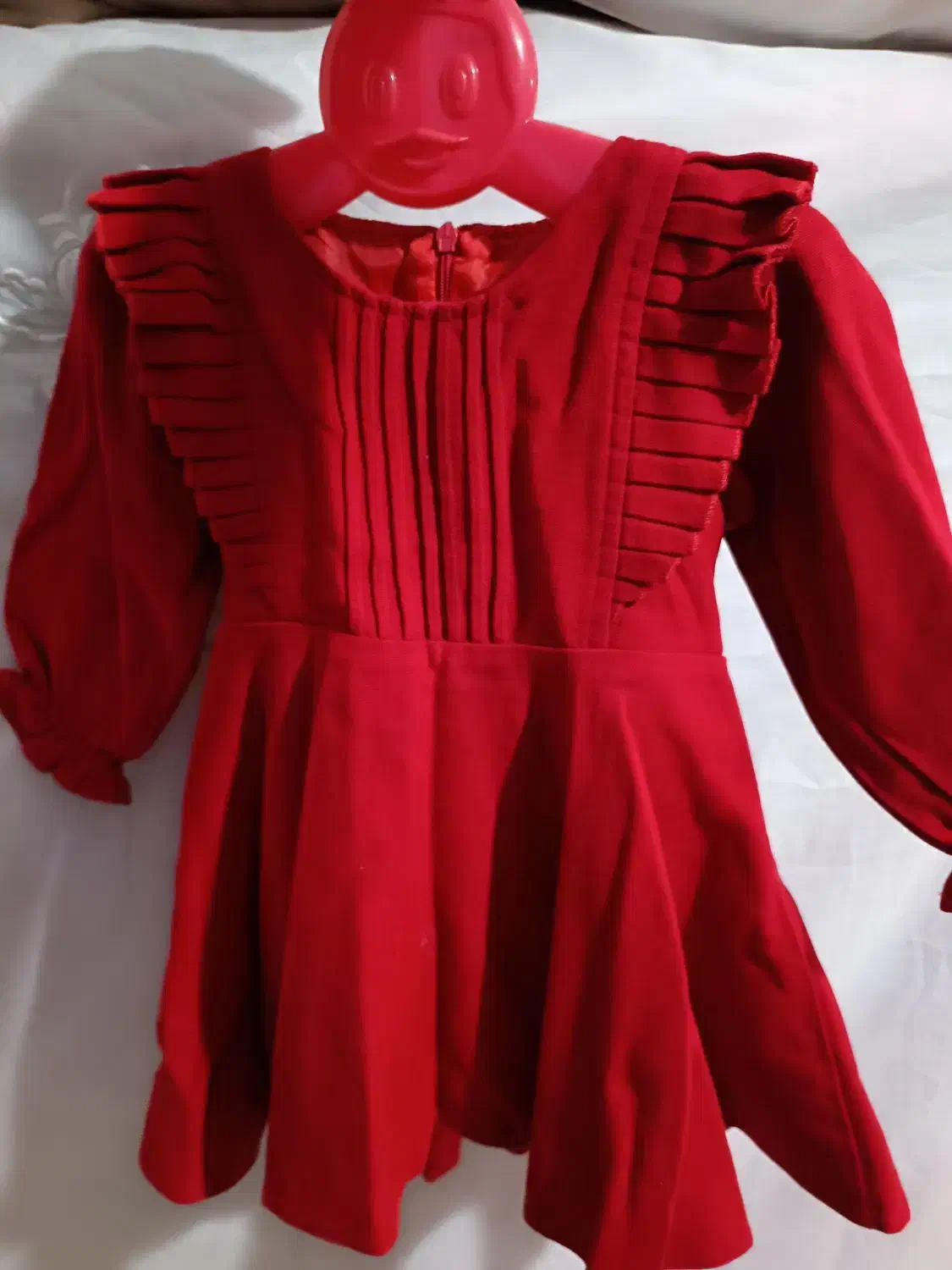 لباس یلدایی|کفش و لباس بچه|ری, تصفیه خانه|دیوار