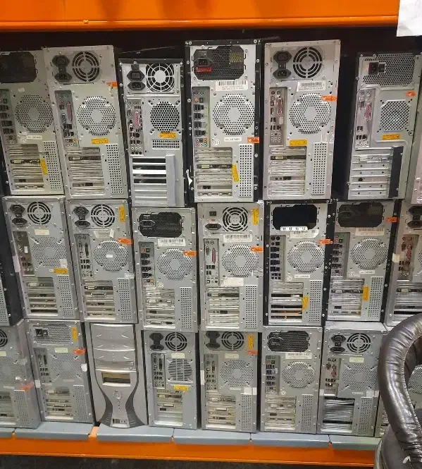 کامپیوتر قدیمی|رایانه رومیزی|قزوین, |دیوار