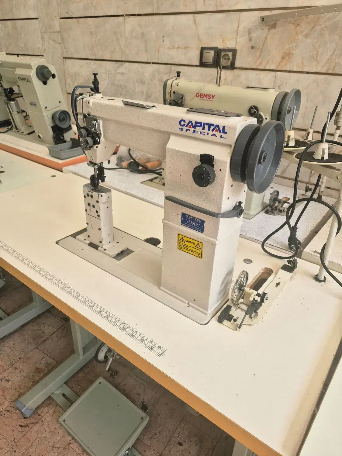 چرخ بطر کفاشی شونه ای دینام مگنتی اشتروبل درحد نو|چرخ خیاطی و ریسندگی|بهارستان, |دیوار