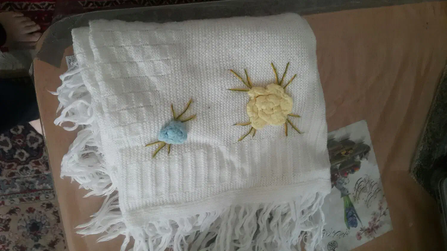 بلوز بافتنی. پتو بچه پیراهن پیش بند وکلاه|کفش و لباس بچه|ملایر, |دیوار