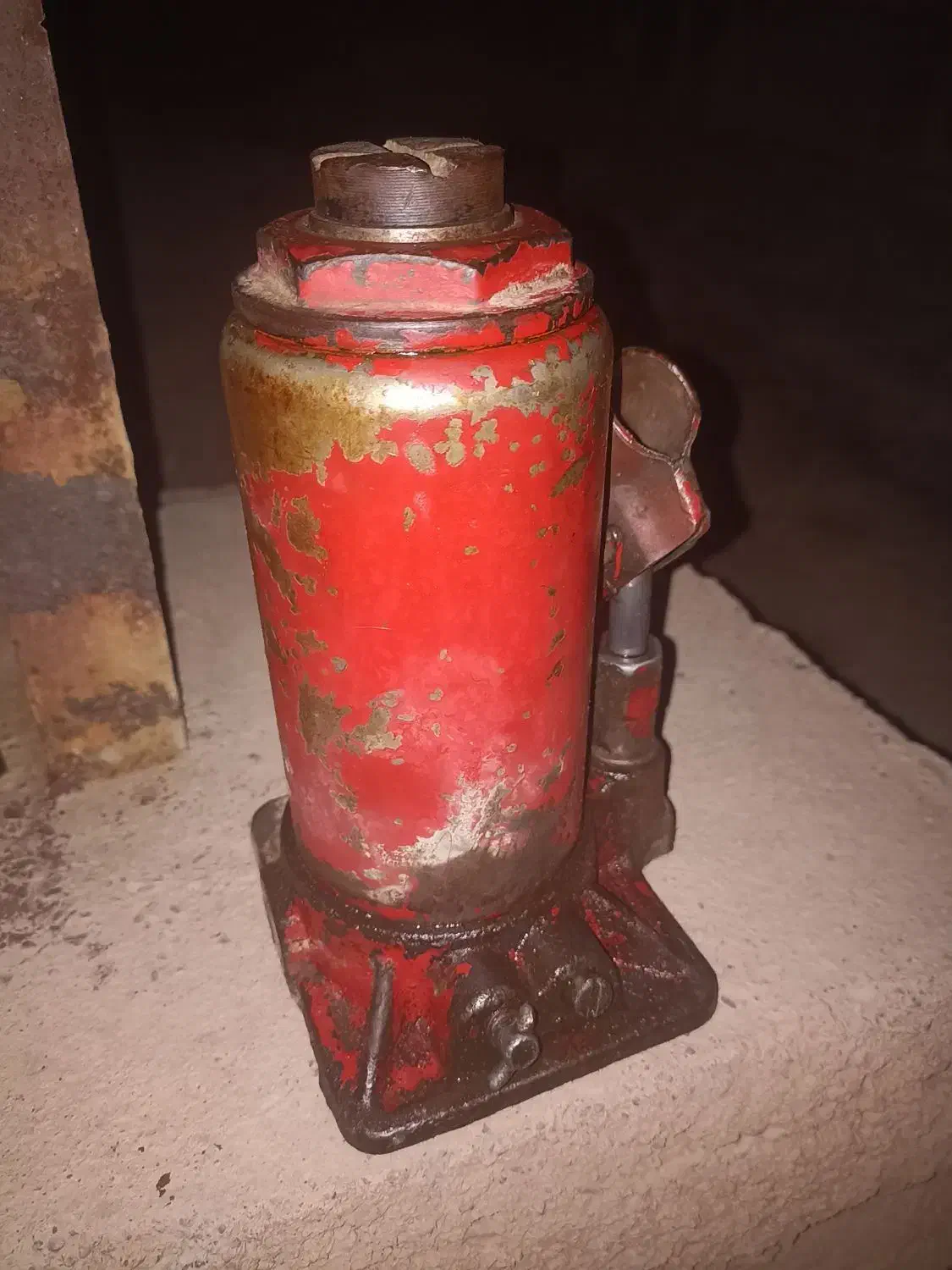 جک روغنی|ابزارآلات|ماهان, |دیوار