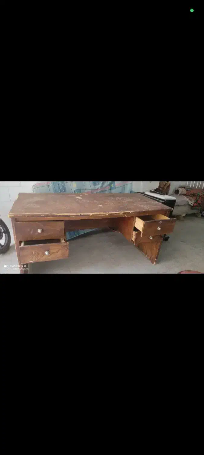 میز چوبی|میز تحریر و کامپیوتر|یزد, |دیوار