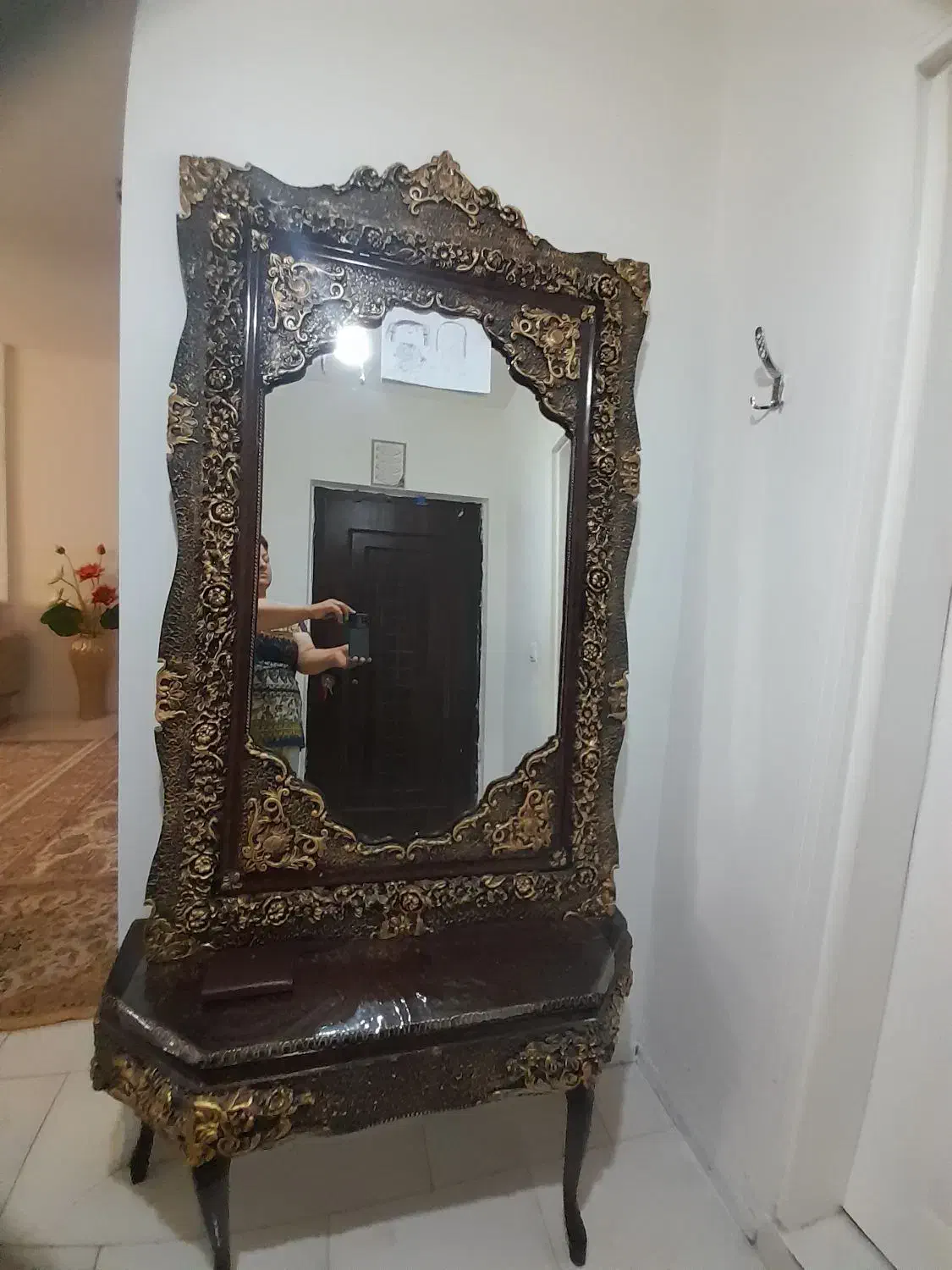 ایینه وکنسول|بوفه، ویترین، کنسول|بومهن, |دیوار