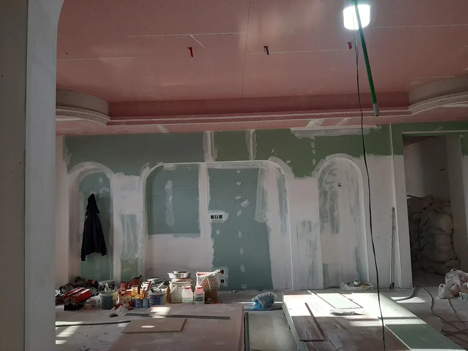 نیازمند کارآموز و شاگرد دکوراسیون داخلی|استخدام معماری، عمران و ساختمانی|کاشان, امیرکبیر|دیوار