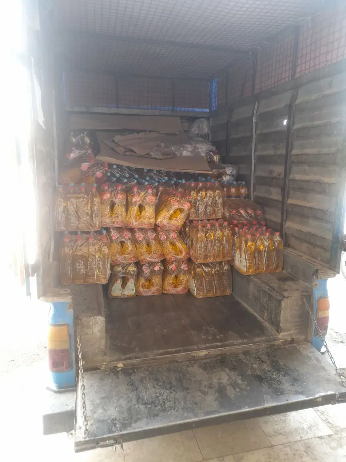 استخدام کارگر زبروزرنگ جهت کاردرپخش موادغذایی|استخدام خدمات فروشگاه و رستوران|اهواز, پردیس دو|دیوار