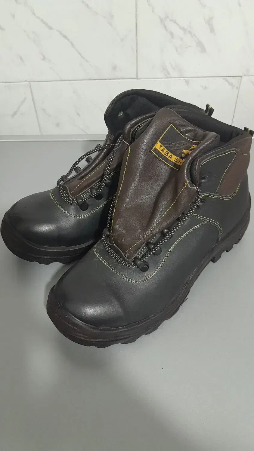 کفش ایمنی وکوهنوردی|کیف، کفش، کمربند|مرند, |دیوار