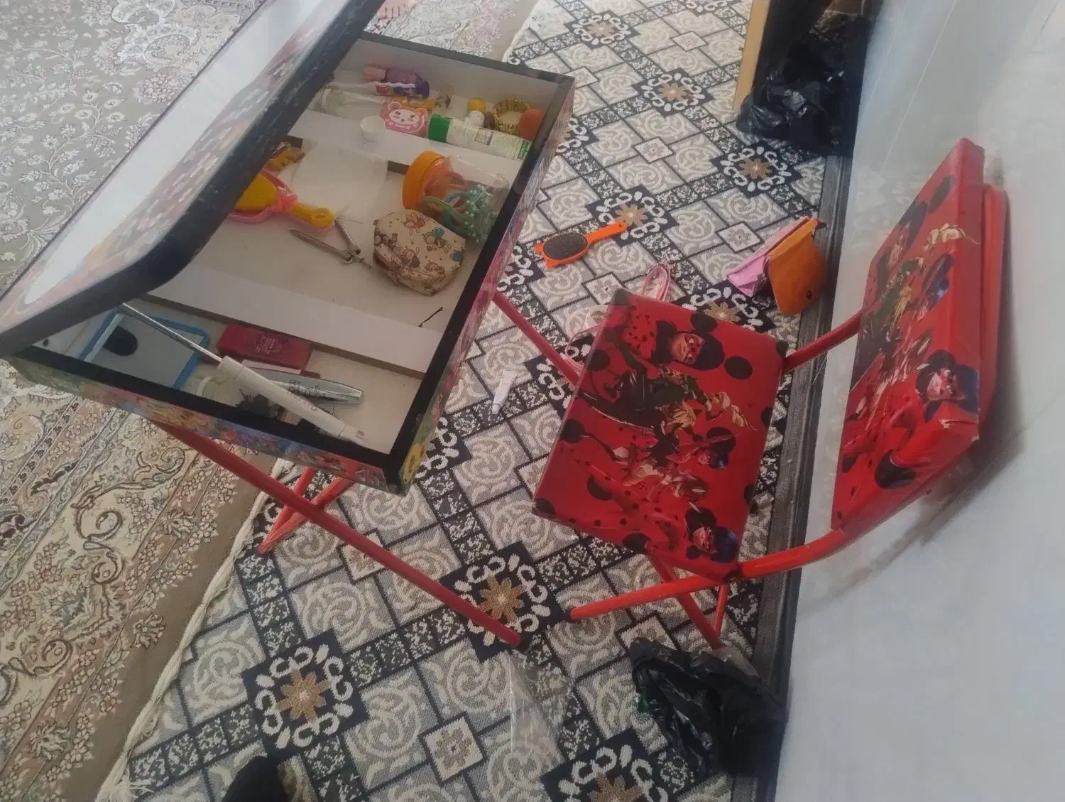 میز صندلی تحریر|میز تحریر و کامپیوتر|جوانرود, |دیوار