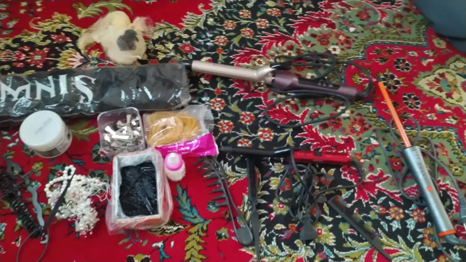 تمام وسایل شینیون|آرایشگاه و سالن‌های زیبایی|خرم‌آباد, |دیوار