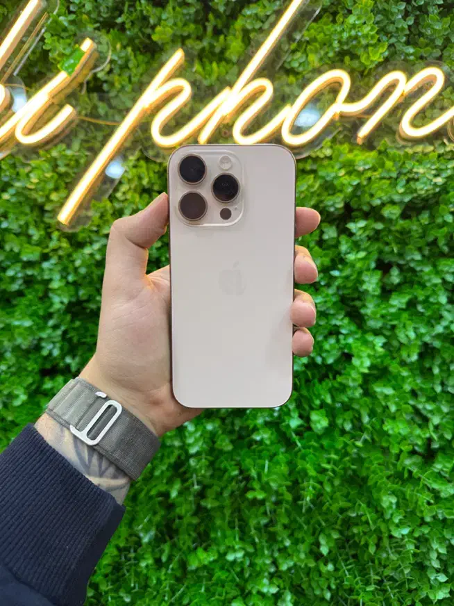 iphone 16 pro 256 zaa 97%|موبایل|اراک, |دیوار