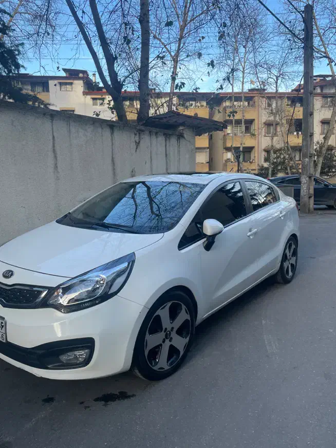 ریو منطقه ۲۰۱۵ عالی|خودرو سواری و وانت|رشت, لاکانی|دیوار