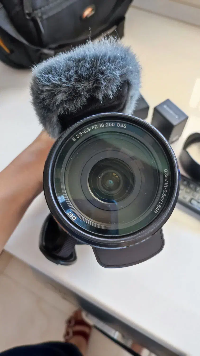دوربین فیلمبرداری Sony NEX-VG30|دوربین عکاسی و فیلم‌برداری|تهران, امجدیه (خاقانی)|دیوار