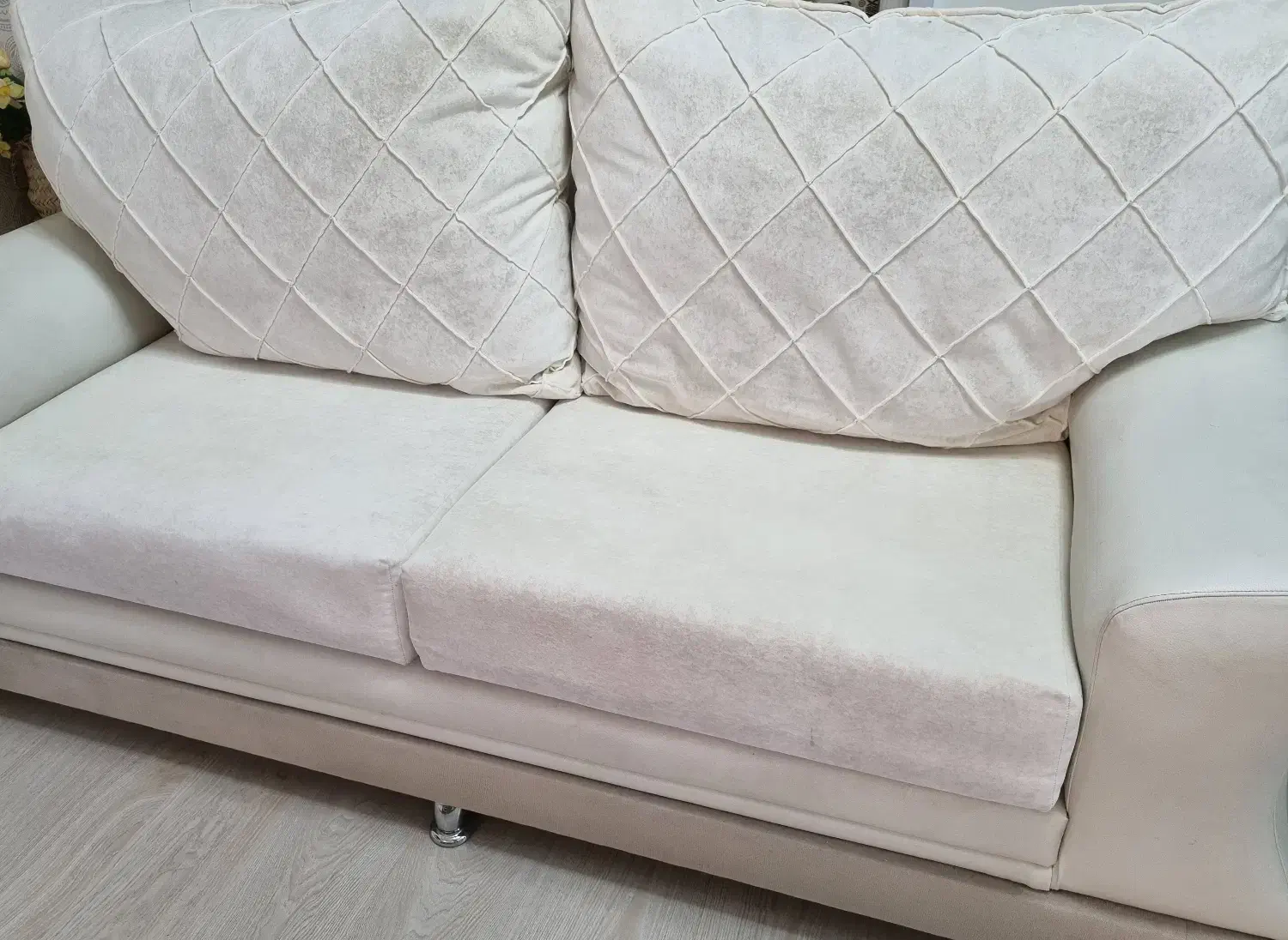 مبل اسپرت به همراه میز جلومبلی( نیم ست و میز باهم)|مبلمان خانگی و میز عسلی|گرگان, |دیوار