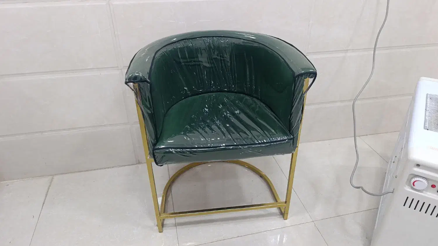 فروش وسایل سالن زیبایی در حد نو|حراج|دهدشت, |دیوار