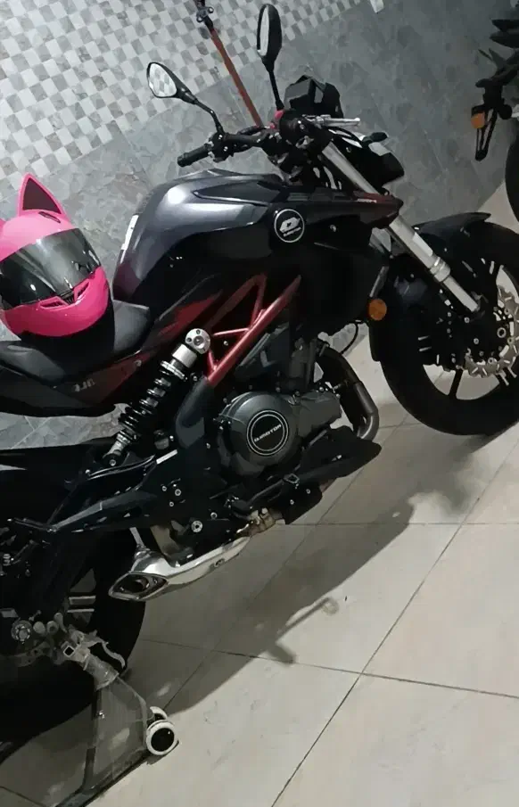 کیوجی300|موتورسیکلت|رشت, پاره بیجار|دیوار