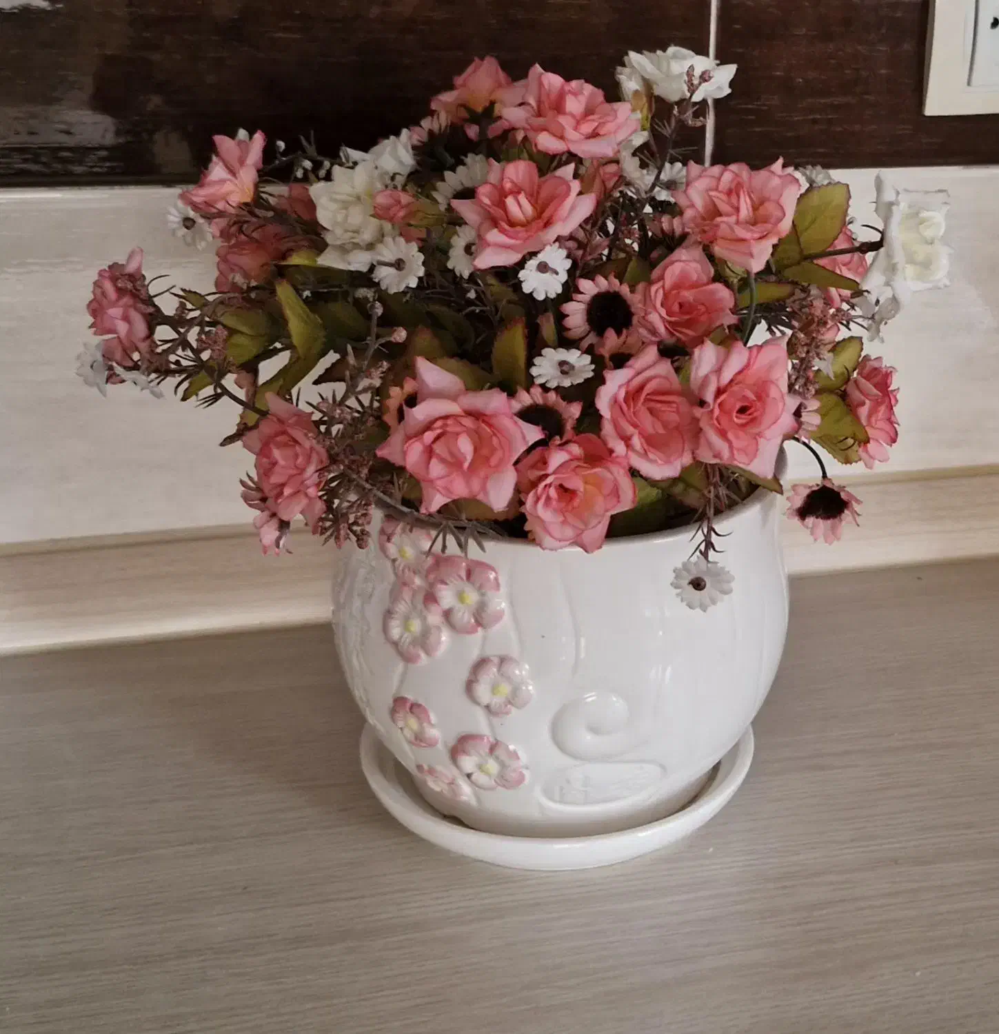 گلدان سالم و شیک|گل مصنوعی|اصفهان, احمدآباد|دیوار