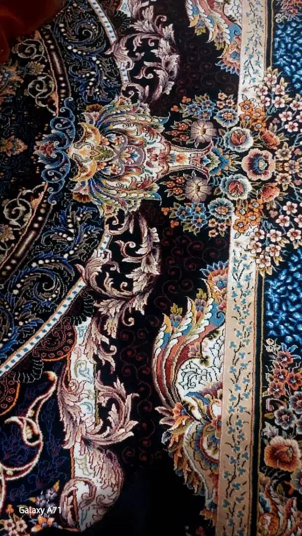 سه عدد فرش در حد نو|فرش|رشت, پل تالشان|دیوار