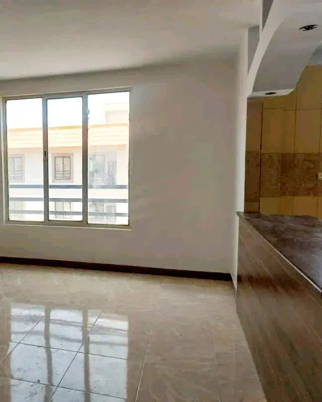 ۸۵ متری/۲ خواب/ طبقه ۴ / آسانسور/ شهرک شاهد|فروش آپارتمان|شهریار, شهرک شاهد|دیوار