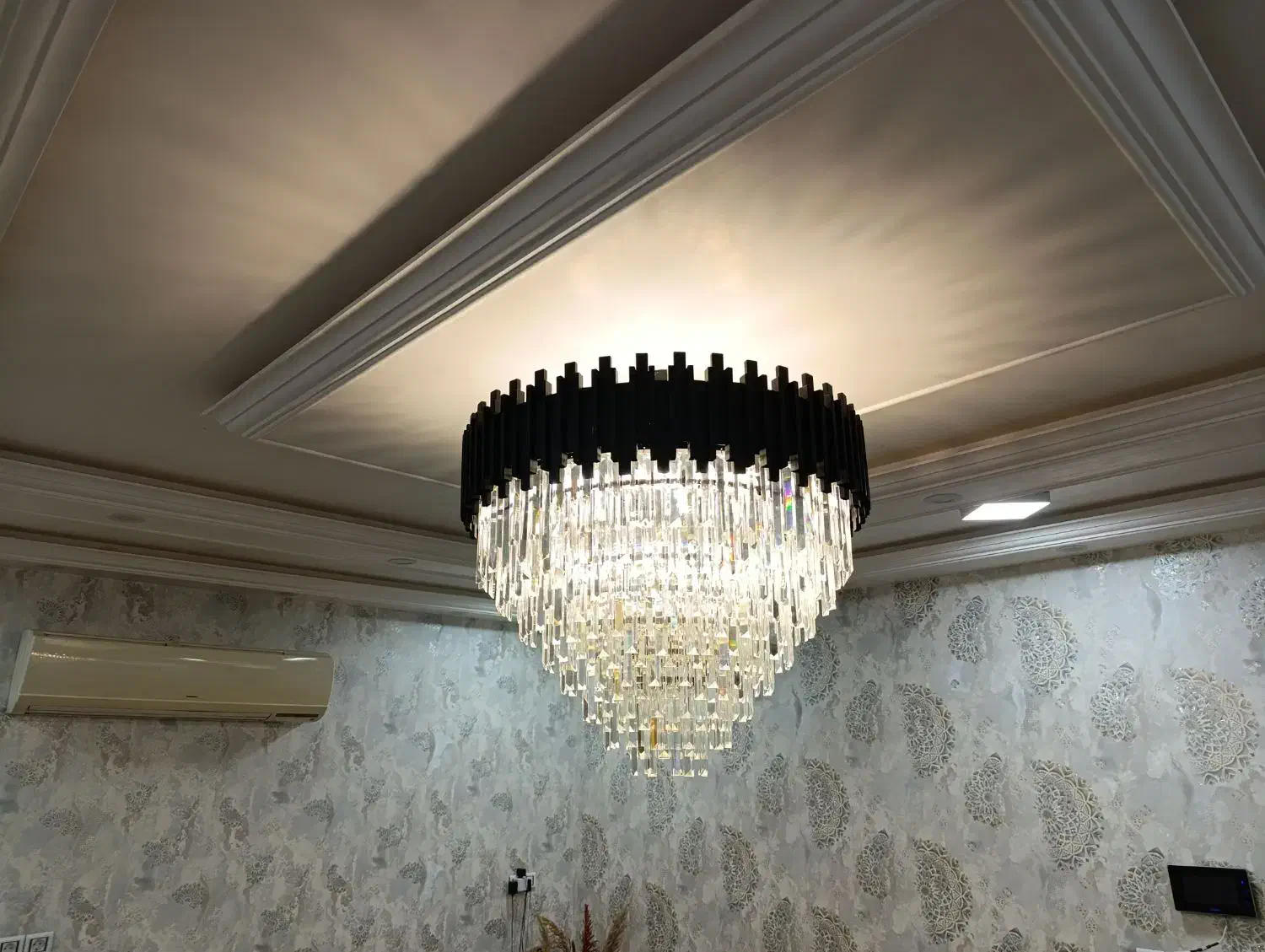 لوستر طرح پیانو|لوستر و چراغ آویز|دزفول, |دیوار