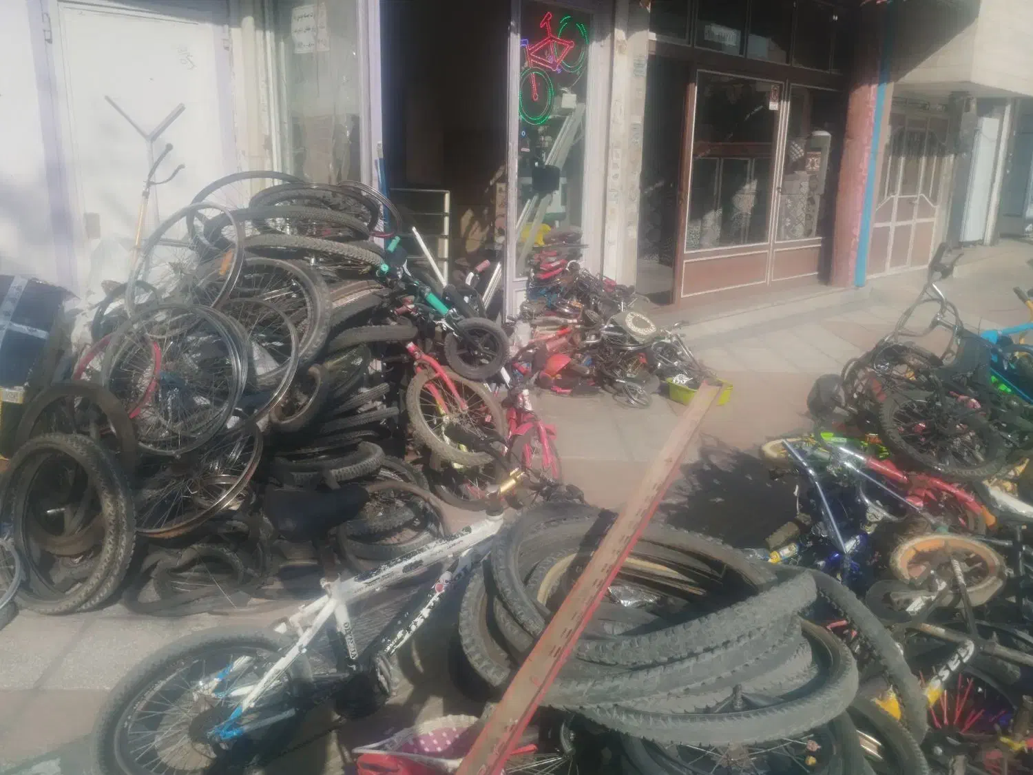 دوچرخه تعداد|دوچرخه، اسکیت، اسکوتر|نسیم‌شهر, |دیوار