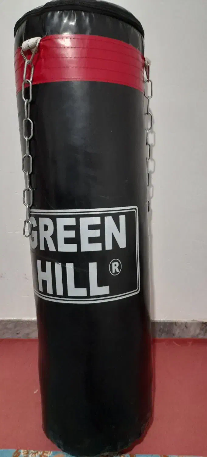 فروش فوری کیسه بوکس درحد نو|تجهیزات ورزشی|بم, |دیوار