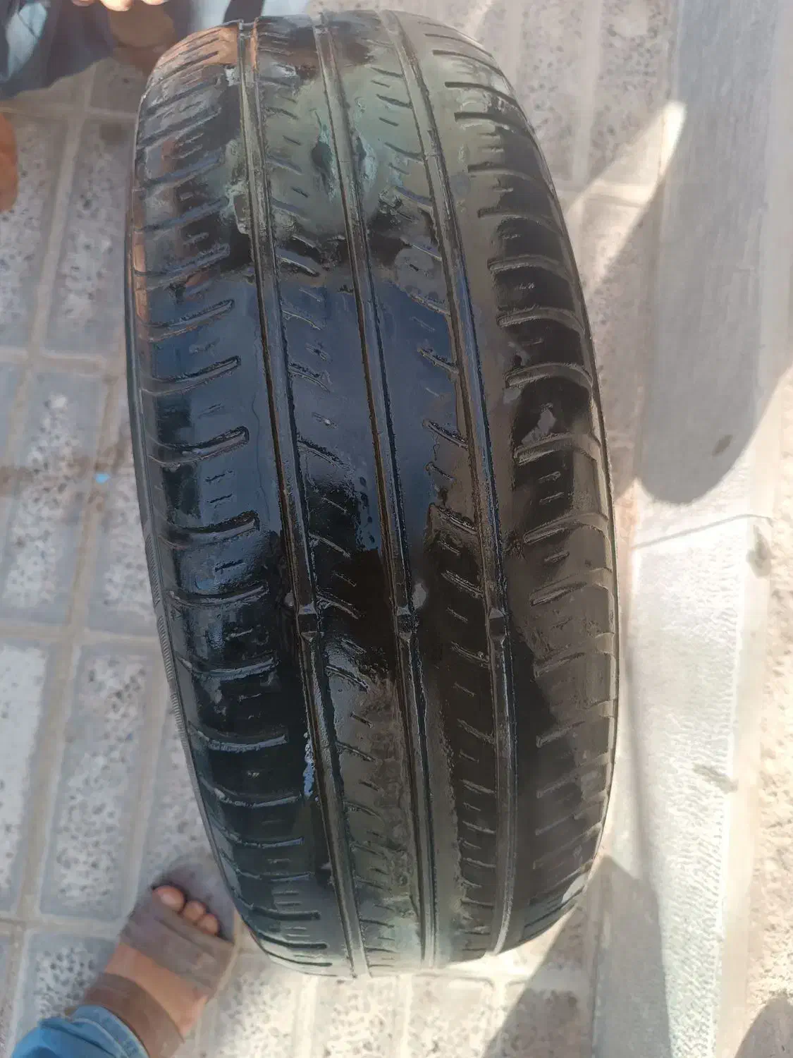 لاستیک پژو دور 15 دو تا هستن 40درصد|قطعات یدکی و لوازم جانبی|ایرانشهر, |دیوار