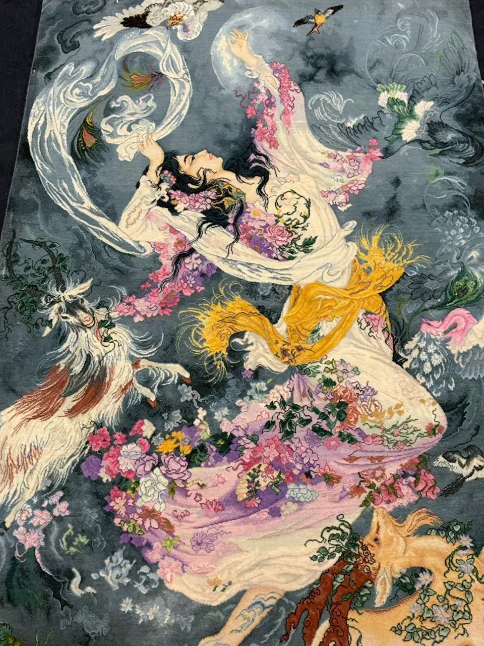 فرش دستبافت شکوفه صبحگاهی|فرش|تبریز, |دیوار