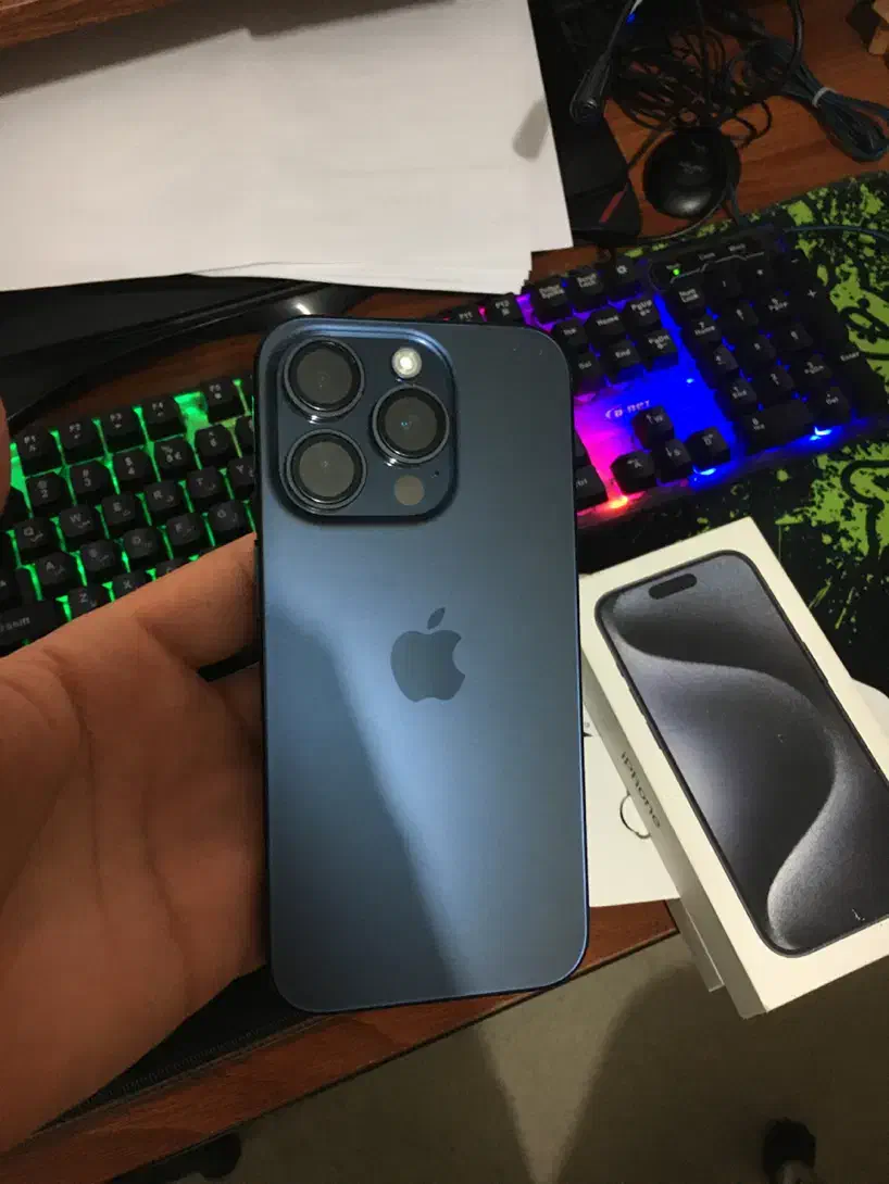 iPhone 15 pro|موبایل|اندیشه, اندیشه فاز ۳|دیوار