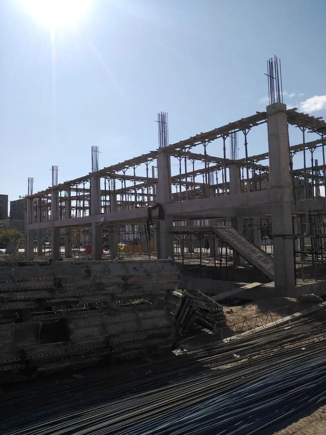 اجرای اسکلت ساختمان، آرماتور بندی و قالب بندی|خدمات پیشه و مهارت|قشم, |دیوار