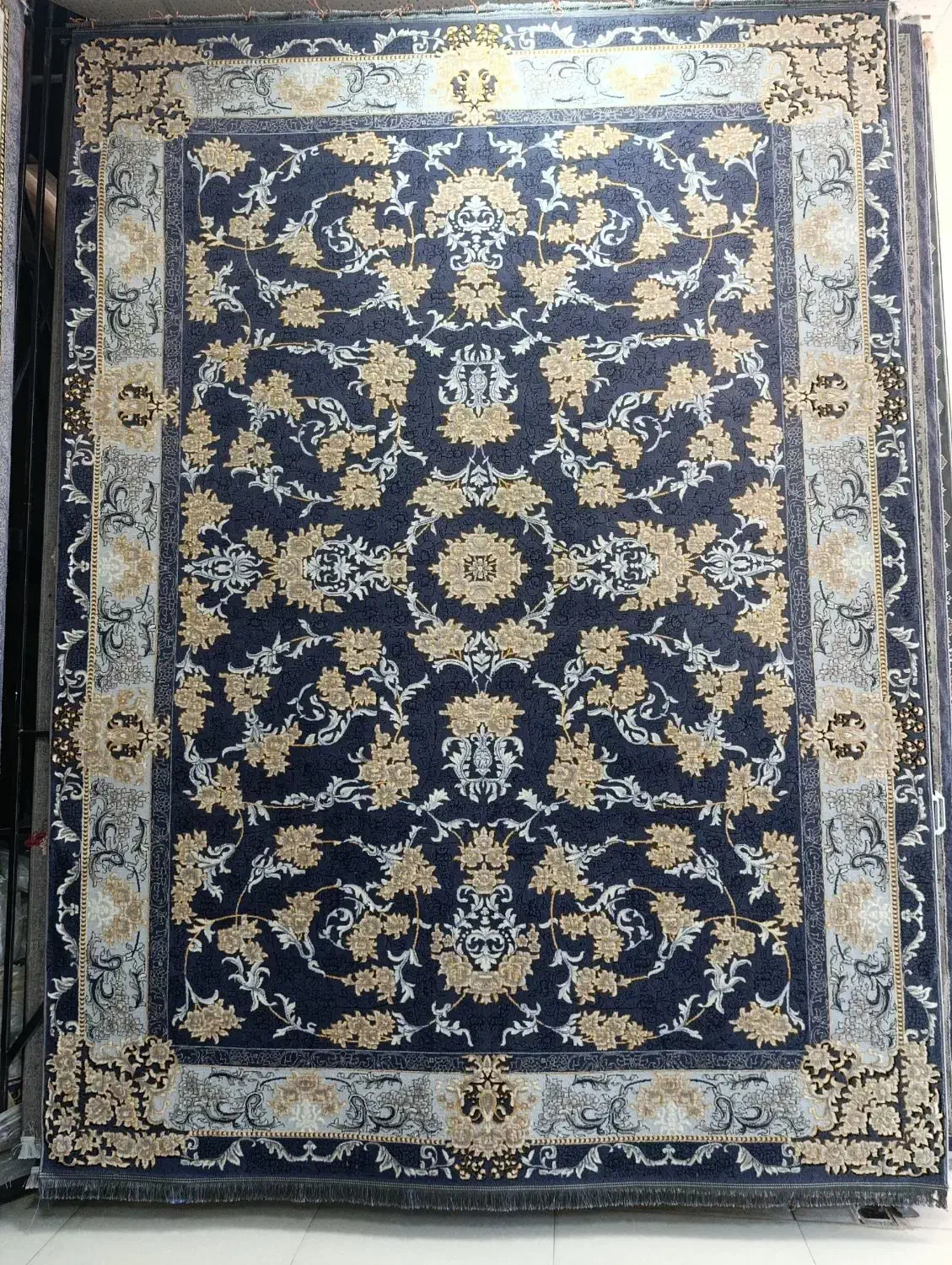 دیگه وقت تعویض فرشه|فرش|زاهدان, |دیوار