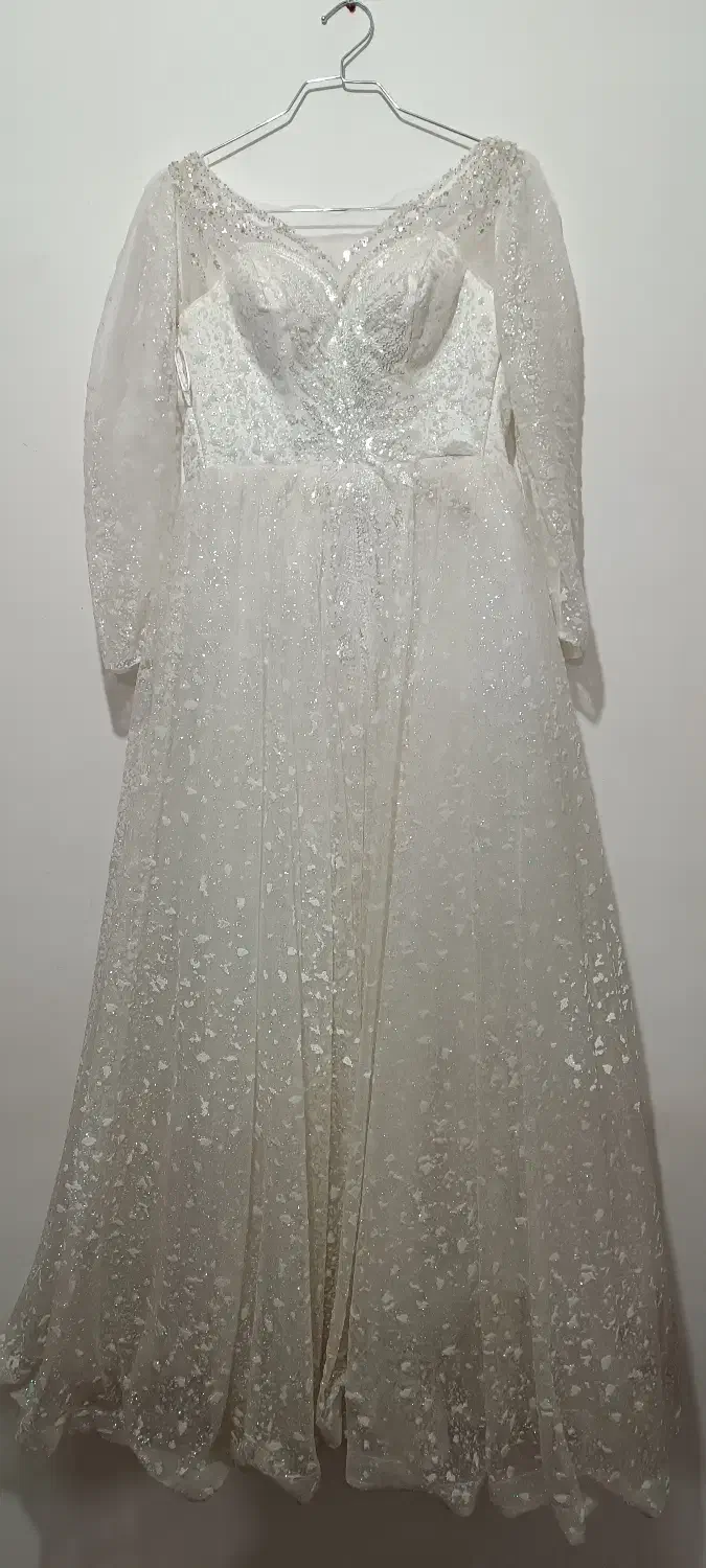 لباس عروس زیبا فقط یک بار پوشیده شده|لباس|بندر ترکمن, |دیوار