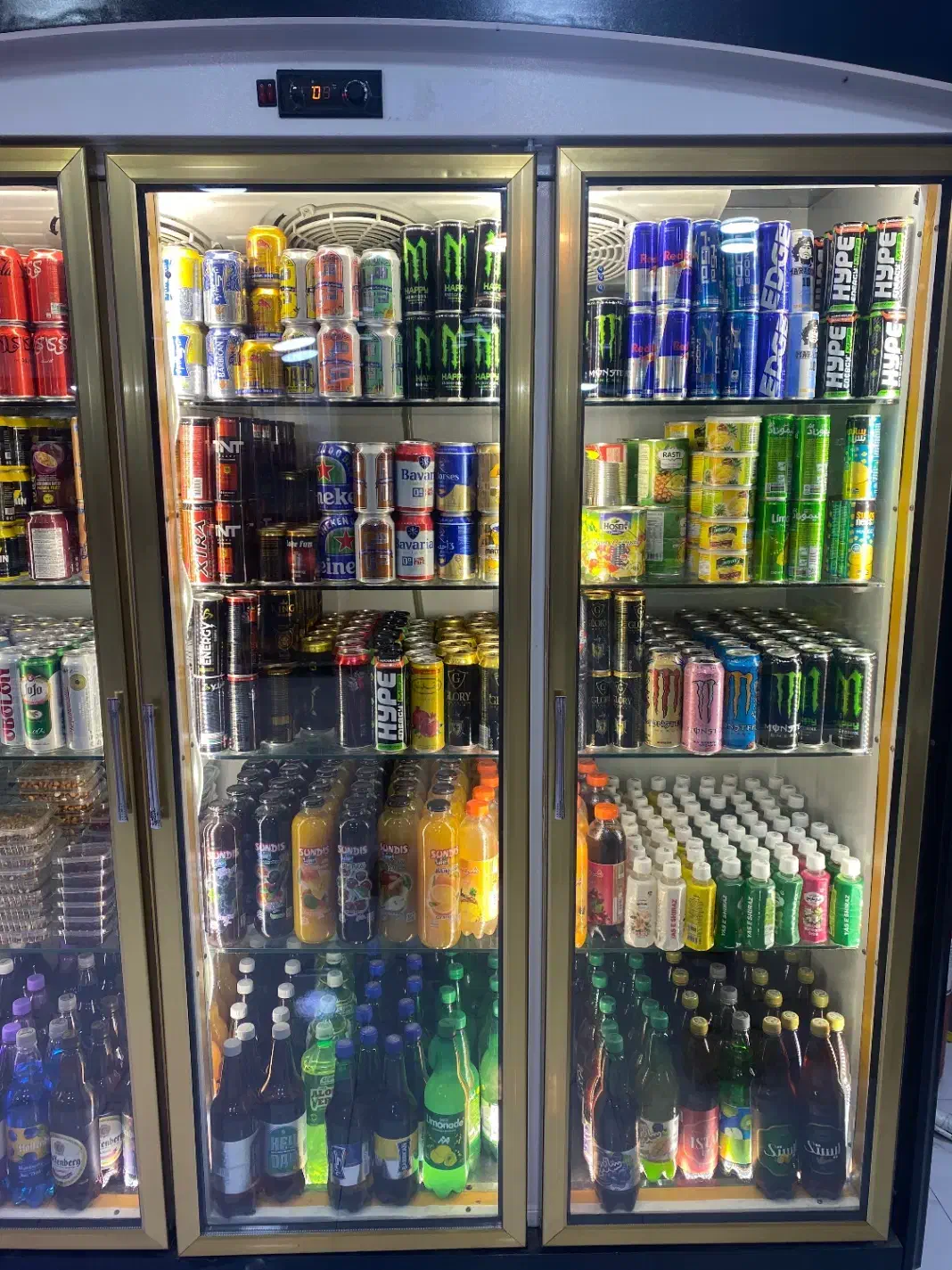 استخدام نیروی کار|استخدام خدمات فروشگاه و رستوران|برازجان, |دیوار