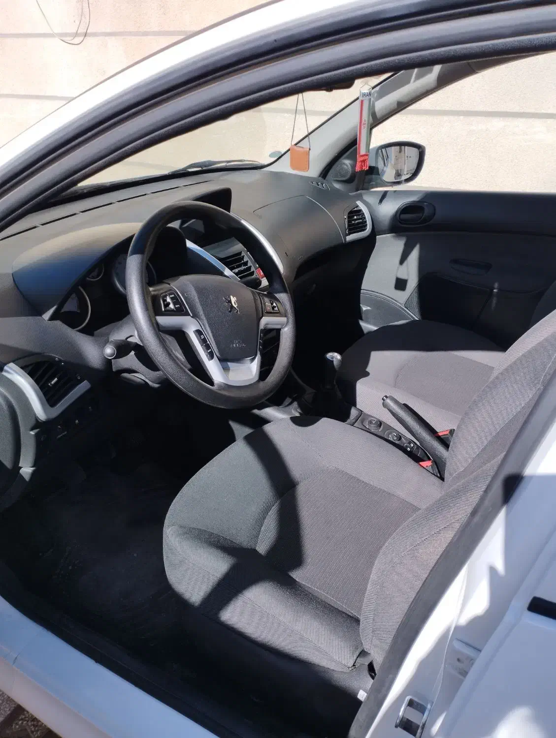 پژو207تیو تری|خودرو سواری و وانت|تربتحیدریه, بالا ولایت|دیوار