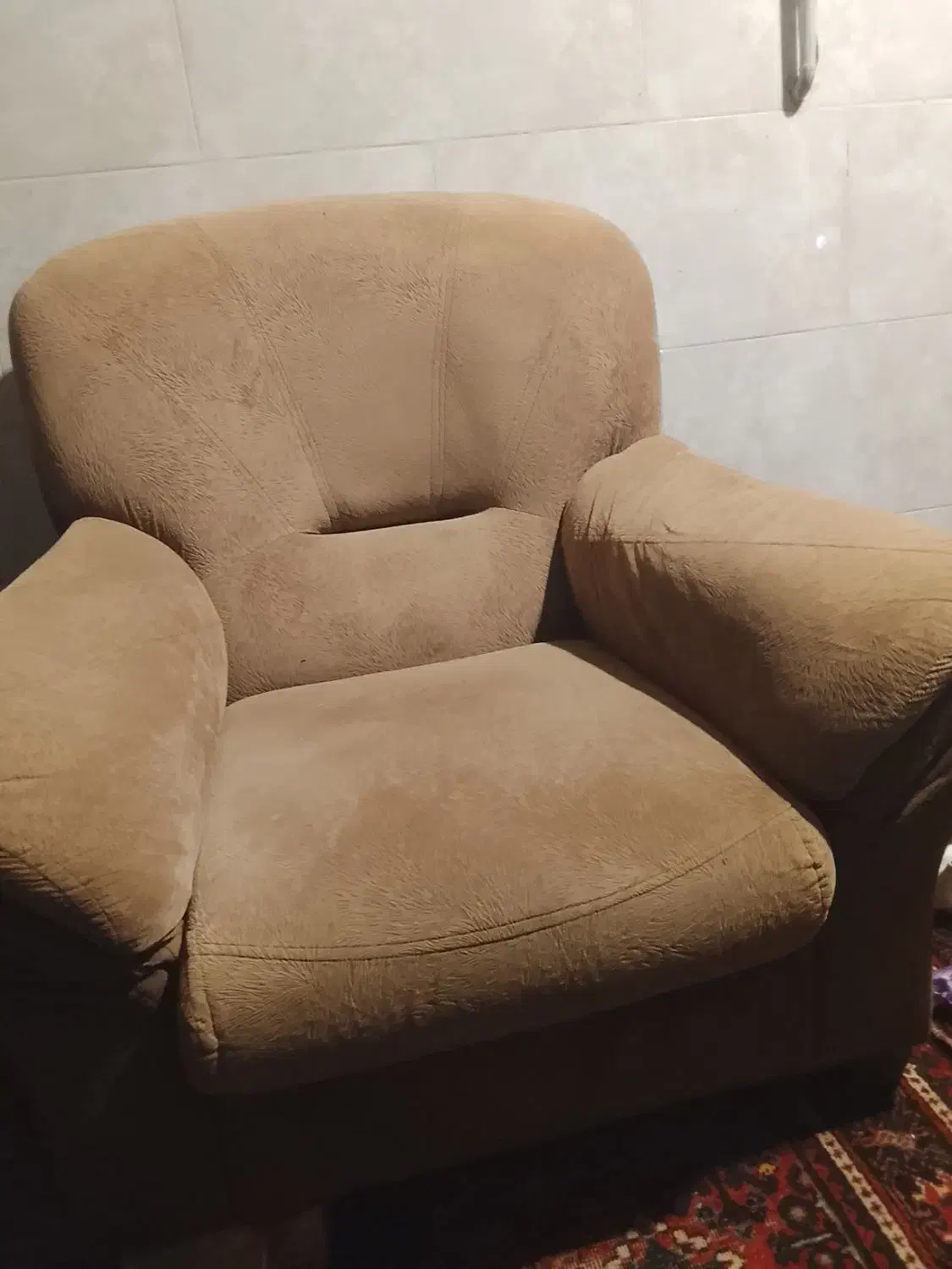 مبل ۷نفره نو و تمیز|مبلمان خانگی و میز عسلی|دماوند, دماوند|دیوار