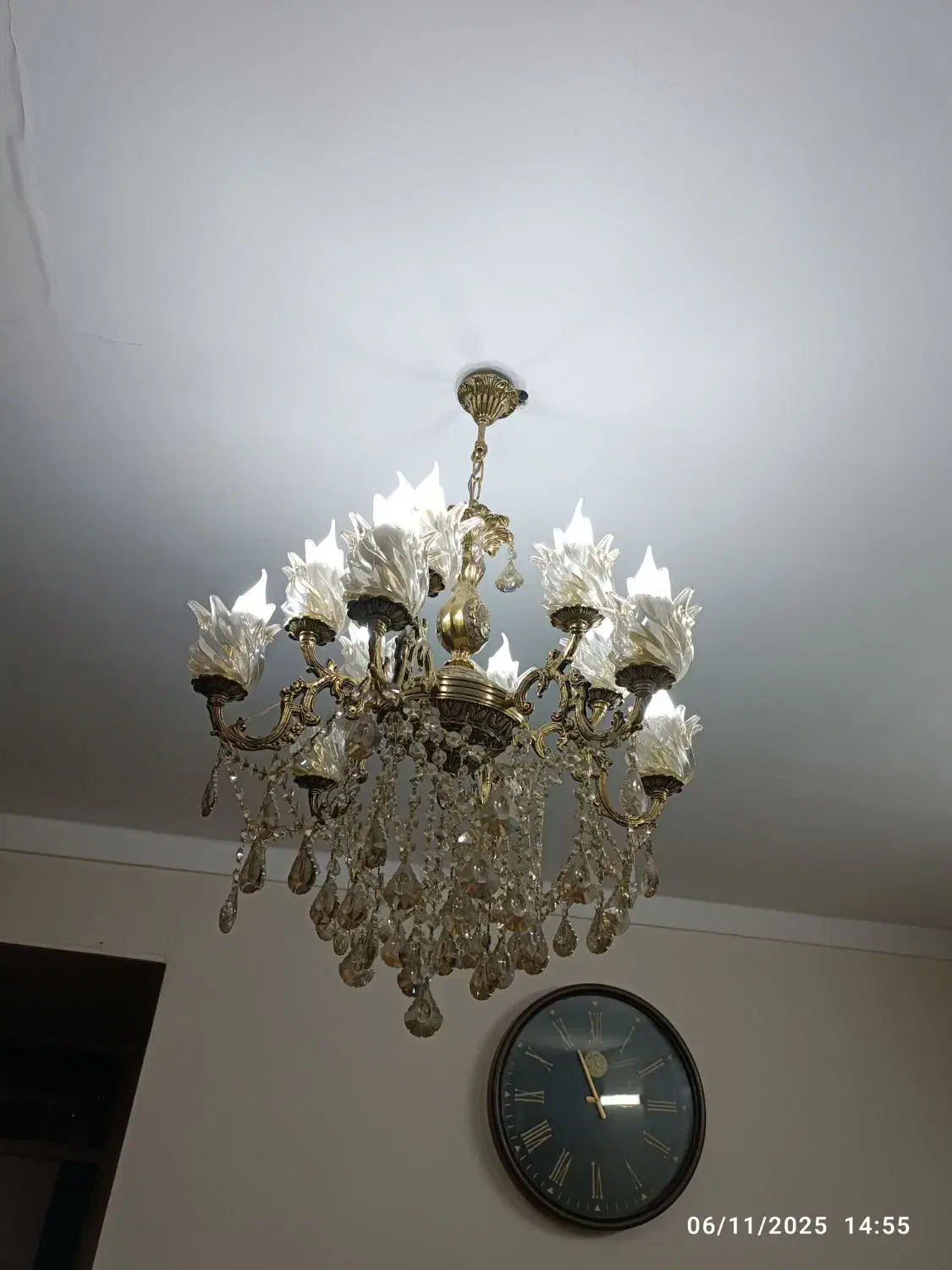 لوستر برنزی شش شاخه دوازده شعله|لوستر و چراغ آویز|قزوین, |دیوار