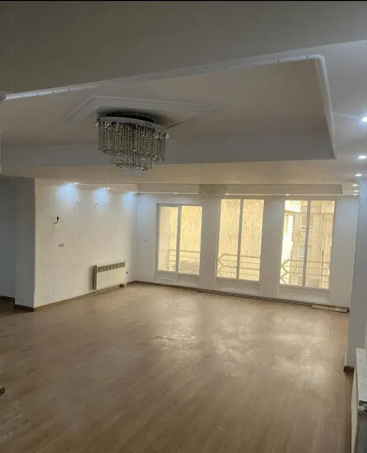 135متر 3خواب 2تا پارکینگ سندی