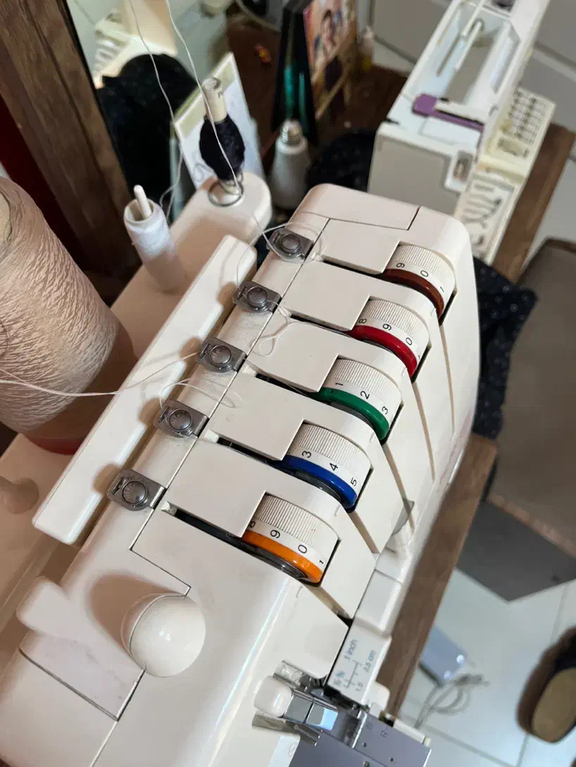 چرخ میان دوز Julietta 3000|چرخ خیاطی و ریسندگی|تهران, تهرانسر مرکزی|دیوار