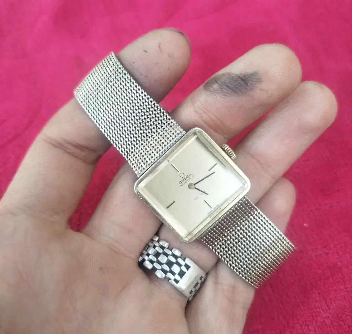 ساعت امگا کوکی اصلی|ساعت|کرج, اصفهانیها|دیوار