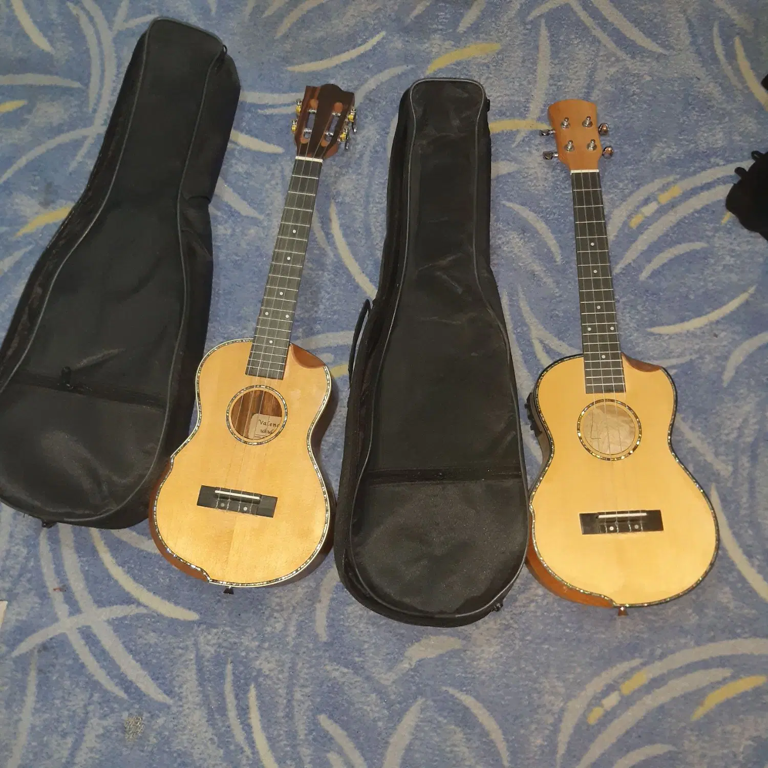 Ukulele یوکللی اوکوله له|گیتار، بیس، امپلیفایر|تهران, ارامنه|دیوار