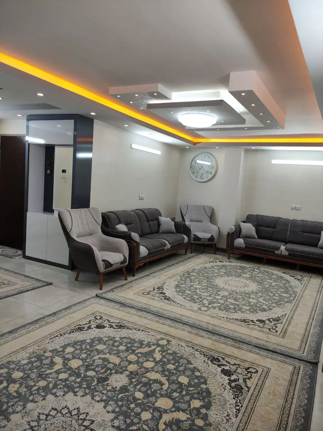 فروش آپارتمان سه خوابه|فروش آپارتمان|خمینی‌شهر, |دیوار