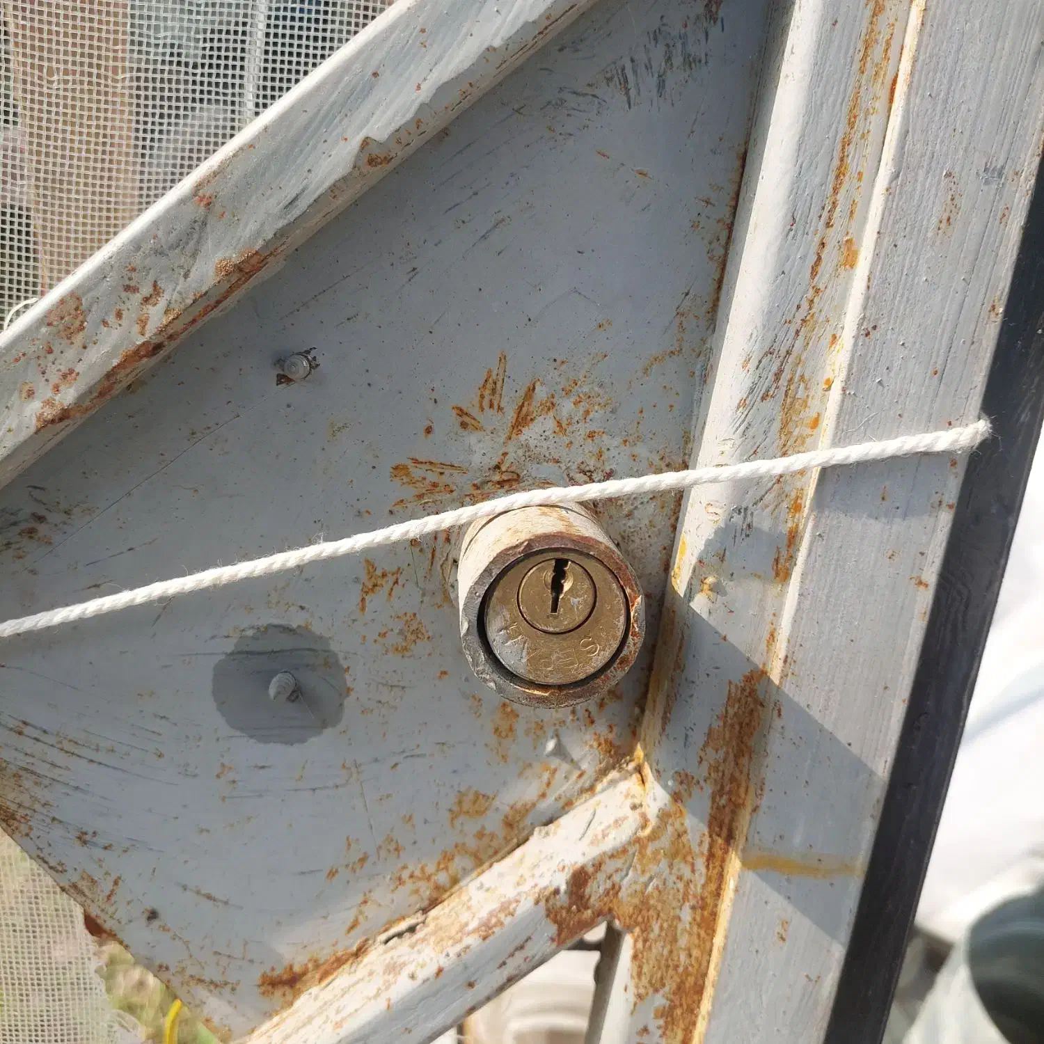 درب آهنی سنگین حفاظ|مصالح و تجهیزات ساختمان|رشت, لاکان|دیوار