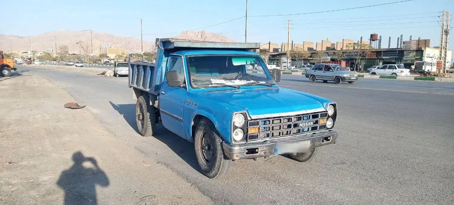 وانت نیسان دیزلی کمپرسی|خودرو سواری و وانت|خرمآباد, |دیوار