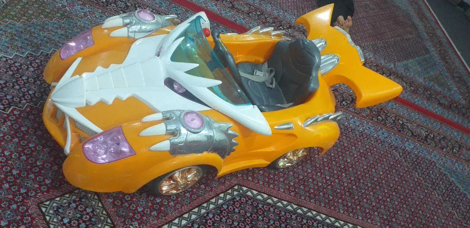 فروش فوری ماشین شارژی|اسباب‌بازی بچه|قروه, |دیوار