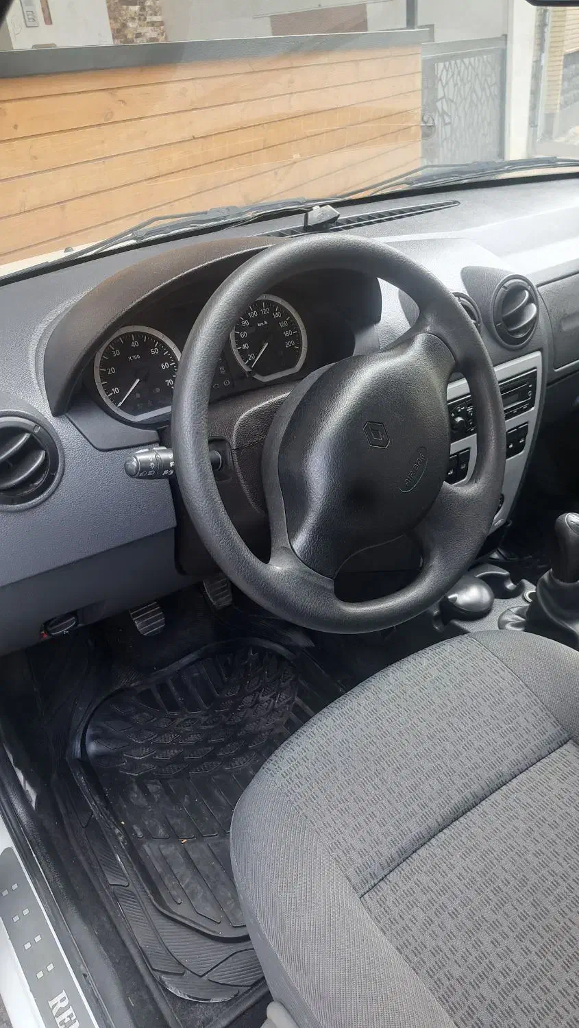 ال ۹۰ تندر ۹۰ E2مدل ۹۲ در حد خشک تک برگ سند|خودرو سواری و وانت|زنجان, |دیوار