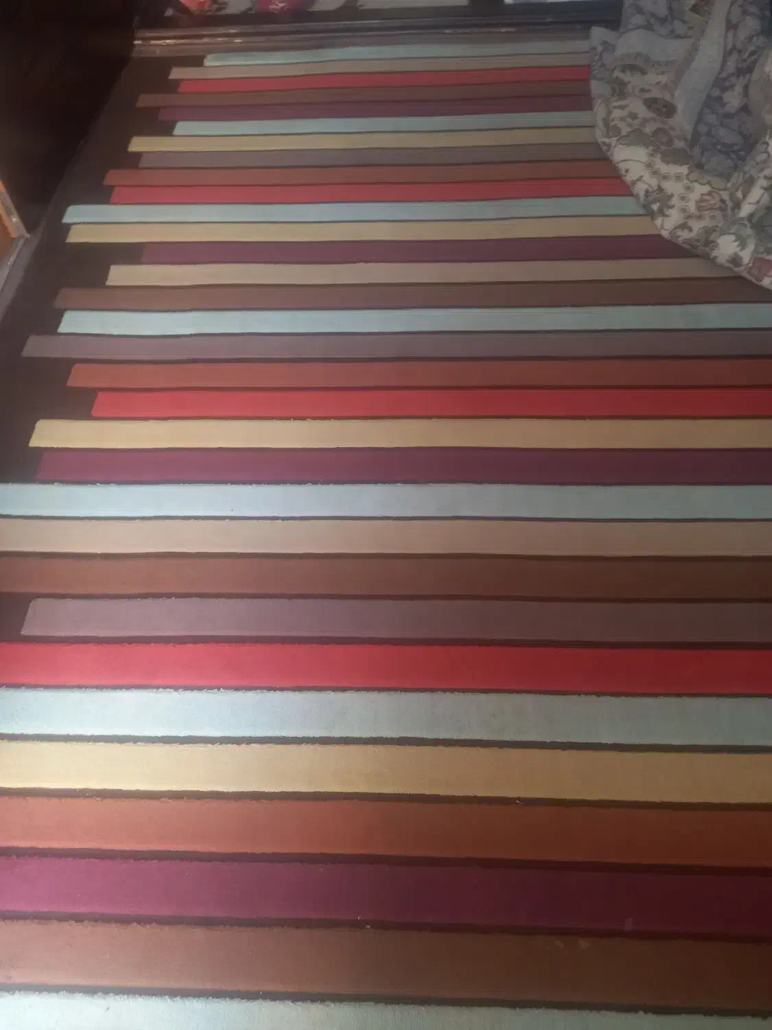 گلیم خوش نقش وزیبا تخفیف خورد|گلیم، جاجیم، گبه|تایباد, |دیوار