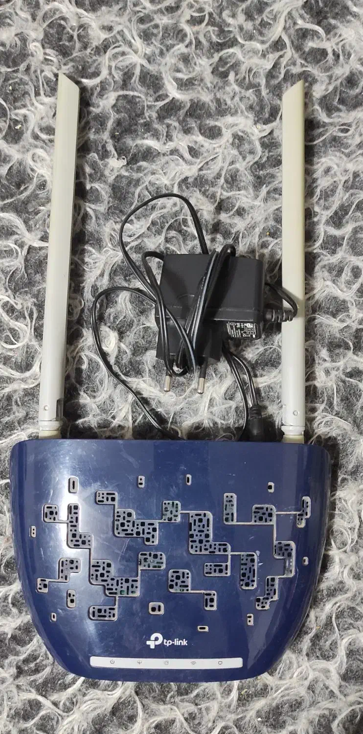 مودم مدل tp- link ۳۰۰Mbps  مدل TD-W9960|مودم و تجهیزات شبکه|بندر انزلی, پیل علی باغ|دیوار