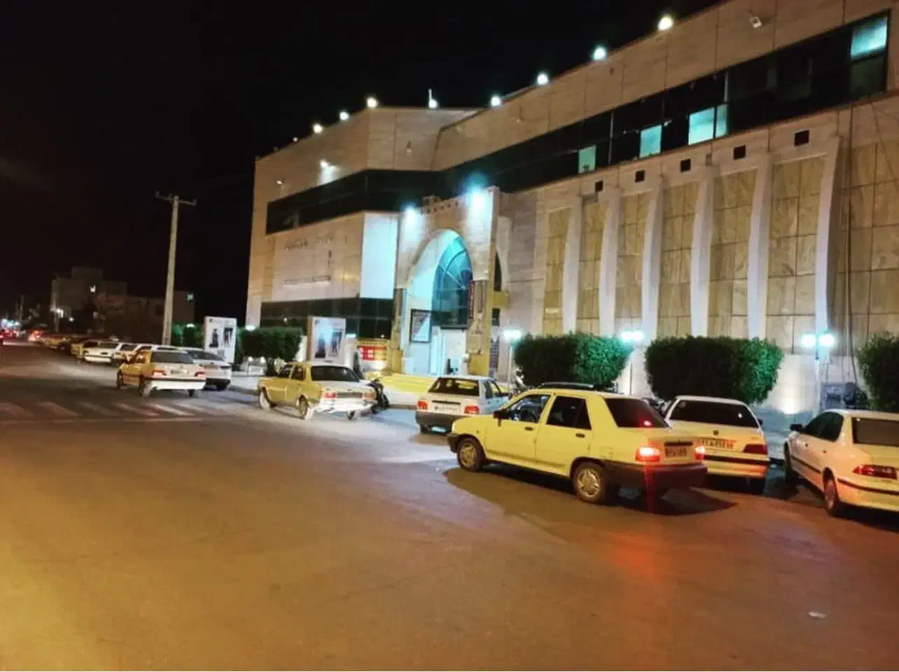 مغازه مجتمع تجاری بستک|فروش مغازه و غرفه|بستک, |دیوار