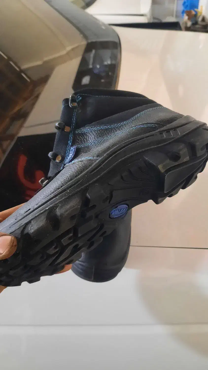 کفش کار۴۲ نو|کیف، کفش، کمربند|رشت, احمد گوراب|دیوار