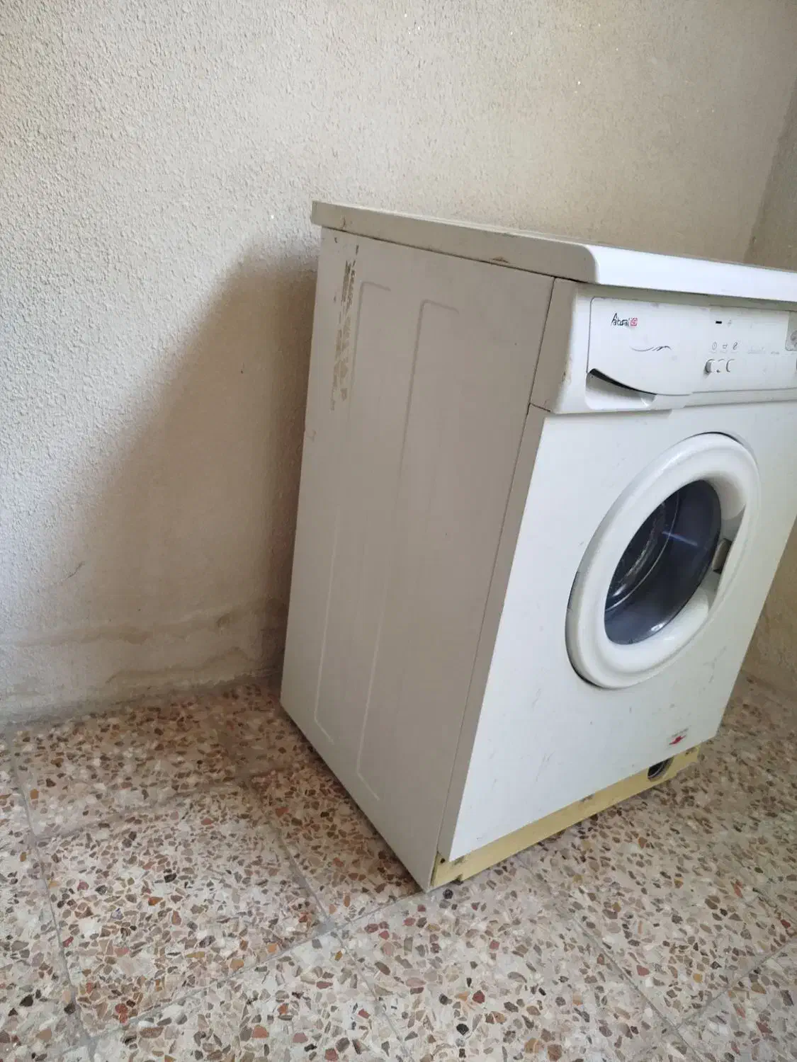 آبسال|ماشین لباسشویی و خشککن لباس|لاهیجان, خمیر کلایه|دیوار