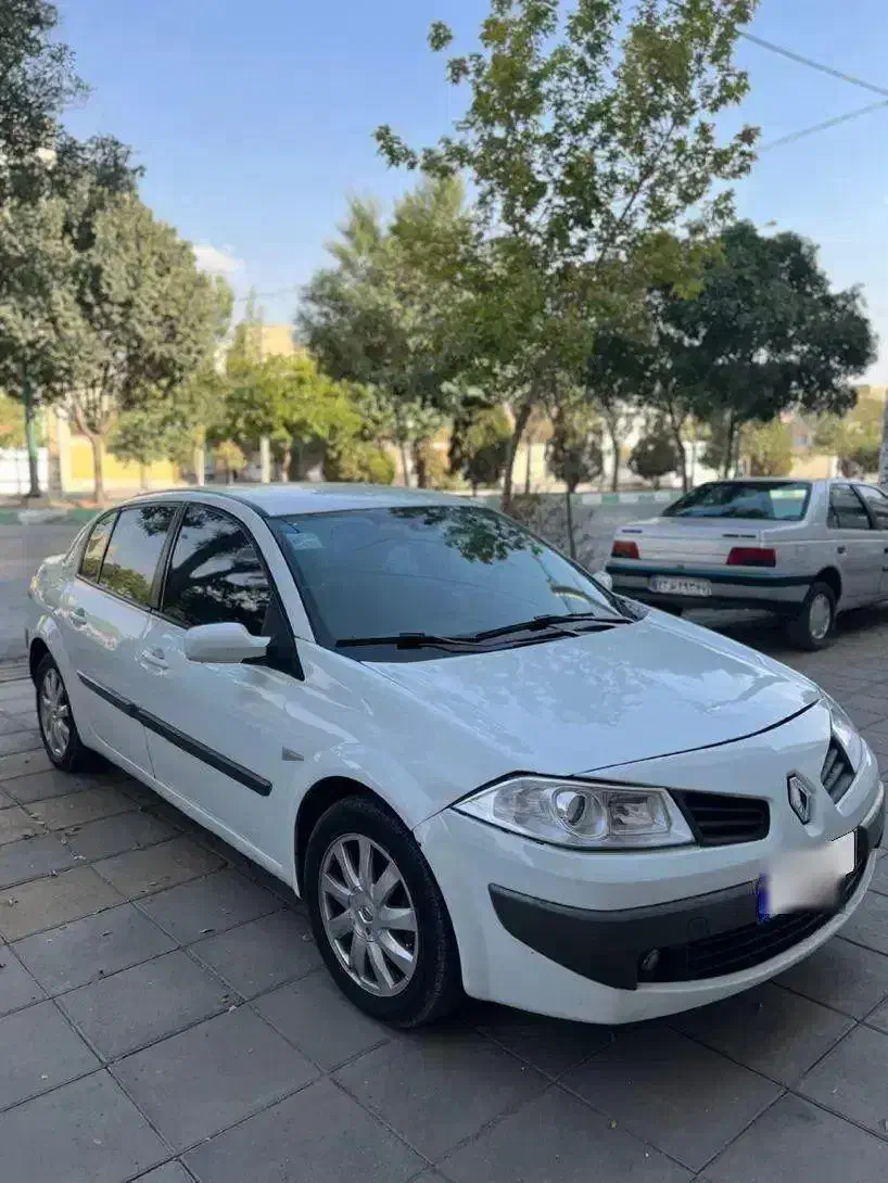 رنو مگان مونتاژ 2000cc، مدل ۱۳۹۰|خودرو سواری و وانت|اراک, |دیوار