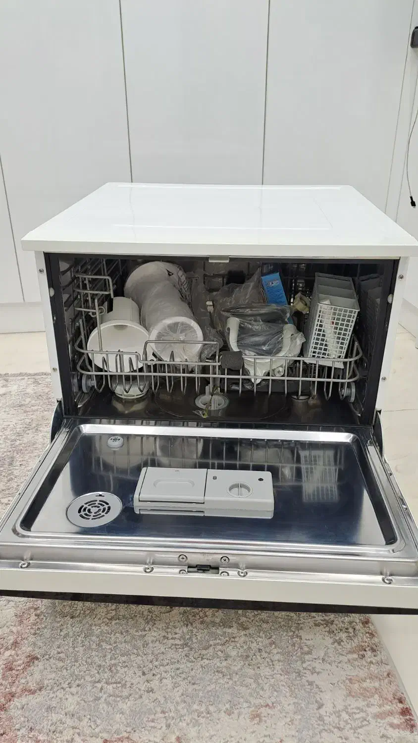 ماشین ظرفشوئی|ماشین ظرفشویی|میانه, |دیوار